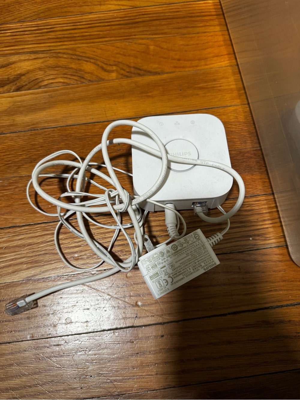 Philips Hue Bridge Second Generation - 3241312018 - With Power Cord - Used